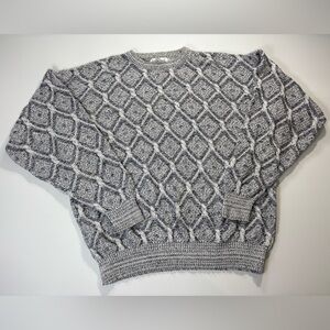 Jantzen Navy and White Knit Sweater